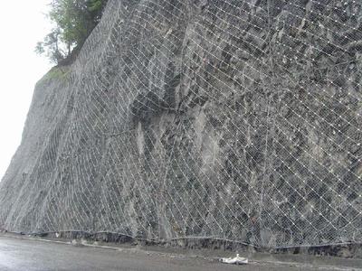重庆山坡坠落石拦石网主动柔性边坡防护网绿化护坡喷浆挂网